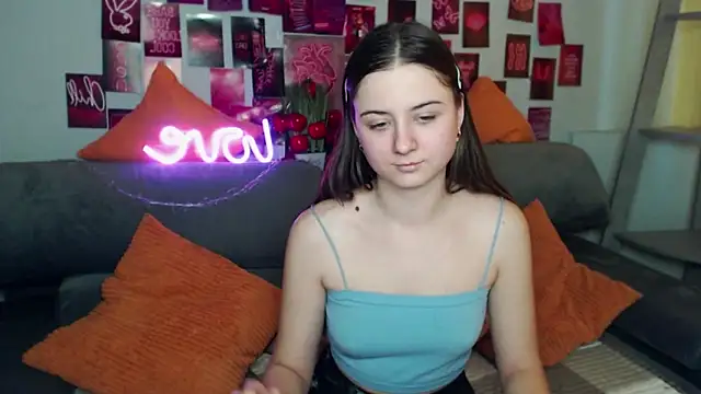 MilanaRoza online show from November 8, 2025, 10:52 am