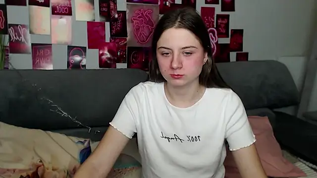 MilanaRoza online show from October 25, 2025, 4:51 pm