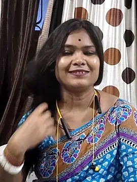 yoursweety09 online show from May 20, 2026, 12:07 am
