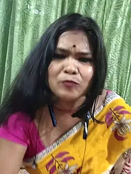 yoursweety09 online show from December 22, 2025, 8:36 am