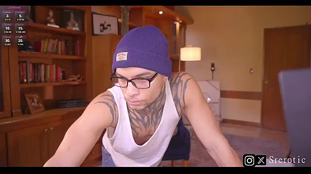  srerotic online show from November 19, 2025, 3:45 pm