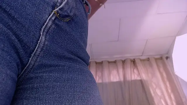 SashaDurante online show from March 26, 2026, 6:50 pm