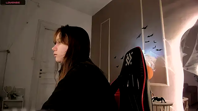 Alisia Mars online show from October 24, 2025, 5:28 am