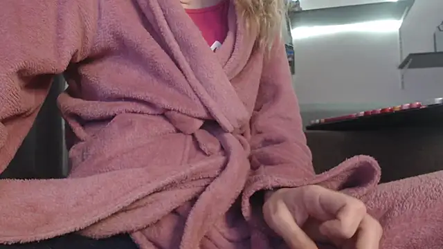 LetsGetMessyBBy online show from March 20, 2025, 1:02 am