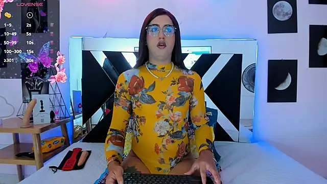 Snapshot of Alanasexdoll chatting on March 12, 2025, 6:51 am Alanasexdoll online show from March 12, 2025, 6:51 am