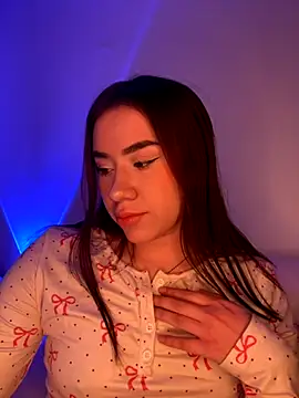 Im Valen Cute online show from October 28, 2025, 3:18 am