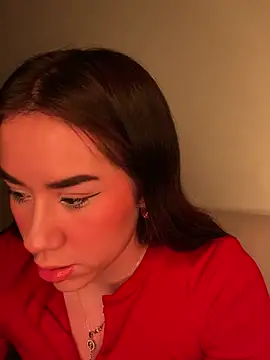 Im Valen Cute online show from June 4, 2026, 3:44 am