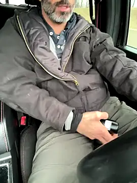 KBD85 online show from January 7, 2026, 7:19 pm