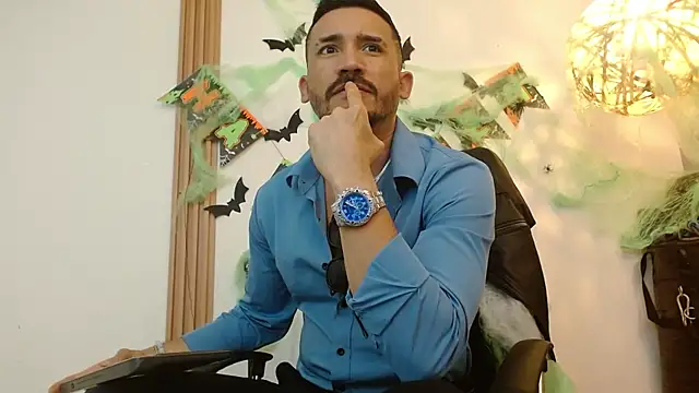 Reiko 85  online show from October 13, 2025, 8:10 pm