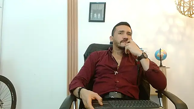 Reiko 85  online show from October 2, 2025, 7:50 pm