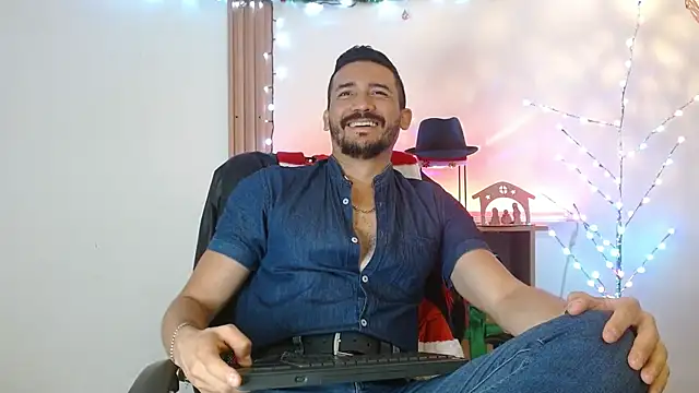 Reiko 85  online show from December 19, 2025, 2:52 pm