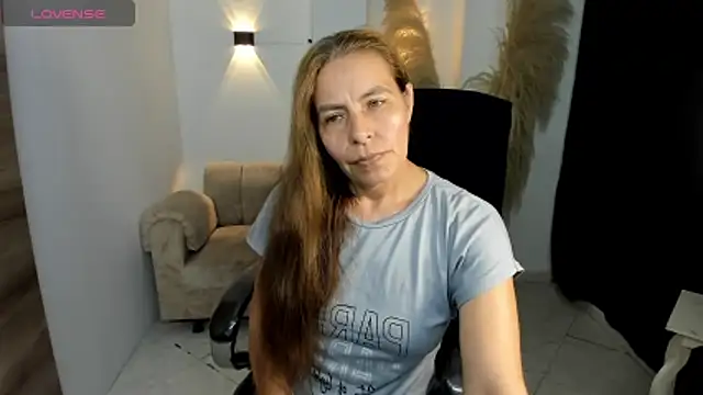 Milf karlye online show from February 19, 2026, 4:20 am