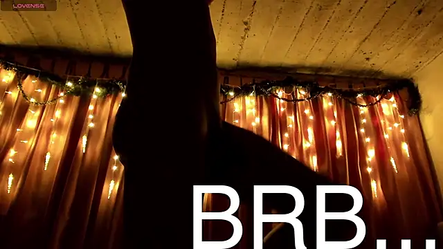 teobowny  online show from March 5, 2025, 8:32 pm