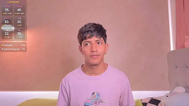 Snapshot of teobowny_ chatting on May 28, 2026, 4:57 pm teobowny online show from May 28, 2026, 4:57 pm