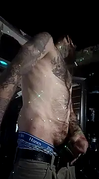 Whipit323 online show from December 3, 2024, 11:07 am