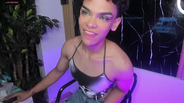 Snapshot of matt_wesley chatting on January 13, 2025, 12:35 pm matt wesley online show from January 13, 2025, 12:35 pm