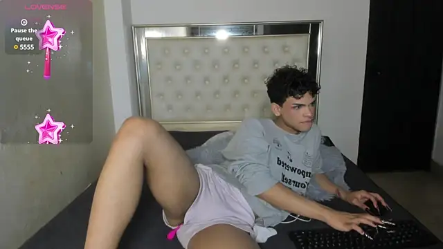 Snapshot of matt_wesley chatting on December 5, 2024, 6:04 am matt wesley online show from December 5, 2024, 6:04 am