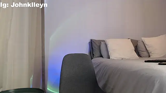 jonhklleyn online show from April 14, 2026, 6:24 pm