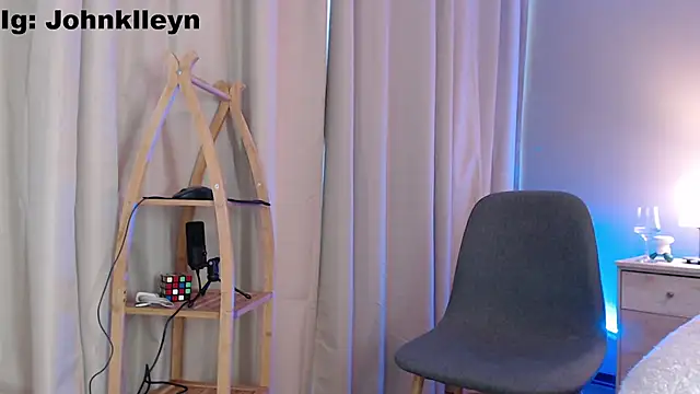 Snapshot of jonhklleyn chatting on May 18, 2026, 7:40 pm jonhklleyn online show from May 18, 2026, 7:40 pm