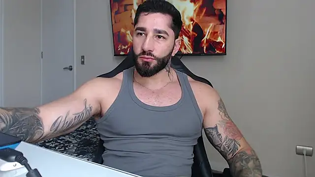 jonhklleyn online show from October 24, 2025, 5:45 pm