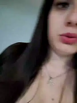 Snapshot of Foxy_Evii chatting on December 19, 2024, 5:29 pm Foxy Evii online show from December 19, 2024, 5:29 pm