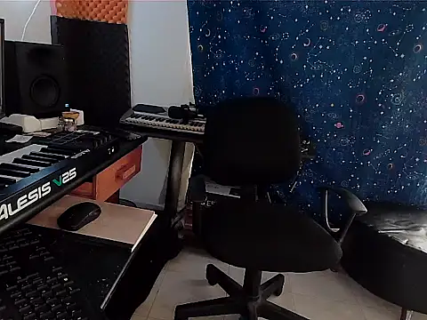 patrik tattoo  online show from March 12, 2025, 4:02 pm