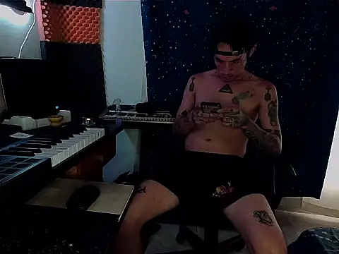 patrik tattoo  online show from March 5, 2025, 12:22 pm