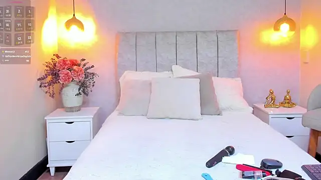 tutu milf online show from October 13, 2025, 7:04 pm