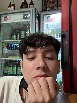 Omaaaaaaa00001 online show from November 21, 2025, 4:00 am