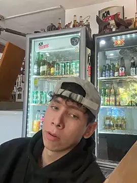 Omaaaaaaa00001 online show from January 6, 2025, 7:02 pm