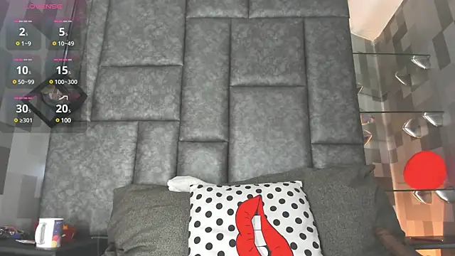 Corina Taylor  online show from March 19, 2025, 12:01 pm