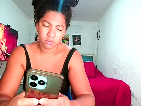 bellacrespalatina online show from April 14, 2026, 6:02 pm