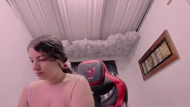 Lauu G online show from September 29, 2025, 9:16 am