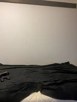 YU-KI00 online show from April 18, 2026, 12:51 pm