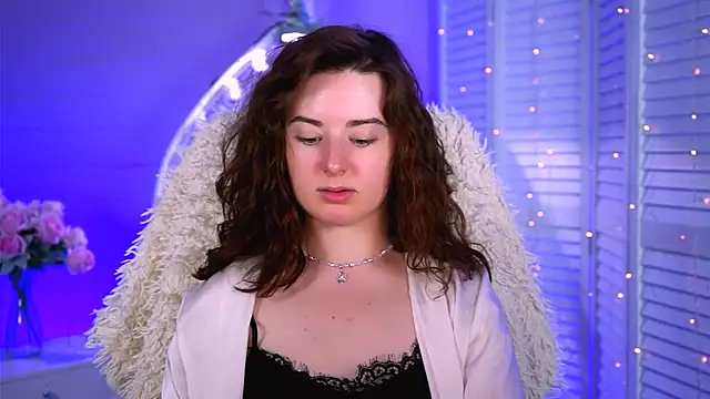 AnnTerry  online show from October 14, 2025, 8:26 am