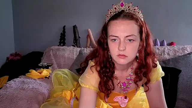 ENGLISHEMILY 69 online show from September 25, 2025, 11:16 am