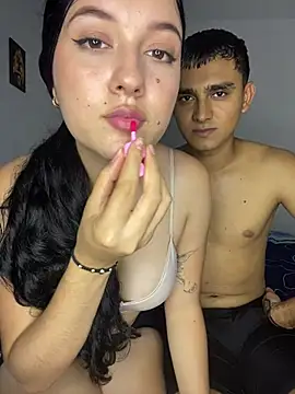 Jonlis01 online show from April 19, 2026, 6:10 pm