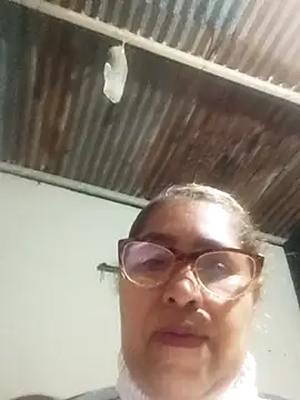 Snapshot of anubys_godes chatting on October 24, 2025, 11:37 pm anubys godes online show from October 24, 2025, 11:37 pm