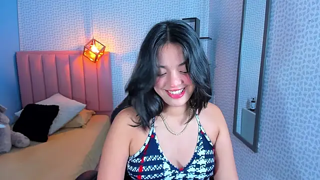 DENISERICHARD2 online show from October 22, 2025, 12:37 pm