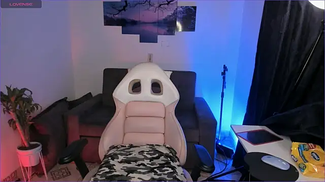 Snapshot of odelei chatting on September 11, 2025, 9:42 am odelei online show from September 11, 2025, 9:42 am