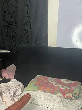 chiquimaturesexy online show from March 4, 2026, 9:00 pm