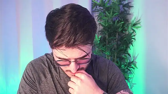 Tony Wylie online show from April 9, 2026, 1:28 pm