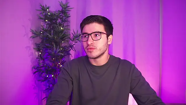 Tony Wylie online show from November 20, 2025, 11:33 am