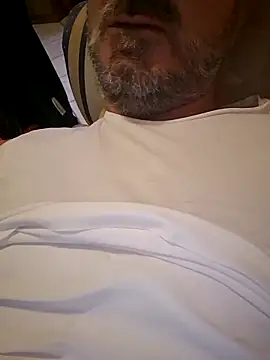 1talianBeutifulCock online show from October 19, 2025, 3:37 pm