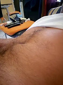 1talianBeutifulCock online show from September 24, 2025, 11:50 am