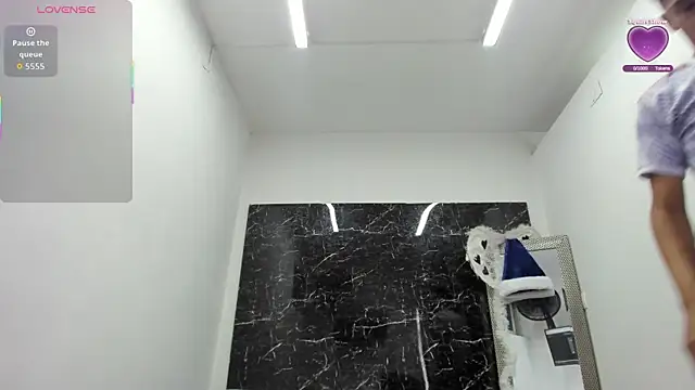 ada-brooke online show from November 28, 2025, 12:05 pm