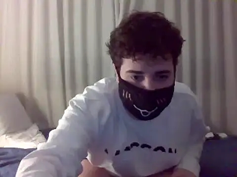 Snapshot of Your_femboy24 chatting on December 14, 2024, 12:01 am Your femboy24 online show from December 14, 2024, 12:01 am