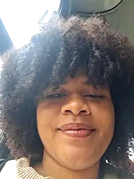 DANIELA MICHEL online show from March 7, 2025, 12:45 pm