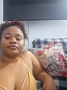 DANIELA MICHEL online show from December 3, 2025, 9:58 pm