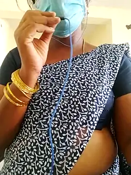 Snapshot of Preethytamilsexy chatting on April 3, 2026, 10:11 am Preethytamilsexy online show from April 3, 2026, 10:11 am
